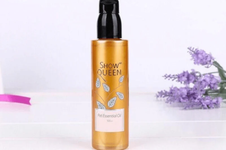 Tinh Dầu Dưỡng Lông Khử Mùi Cho Chó Mèo Show Queen 100ml