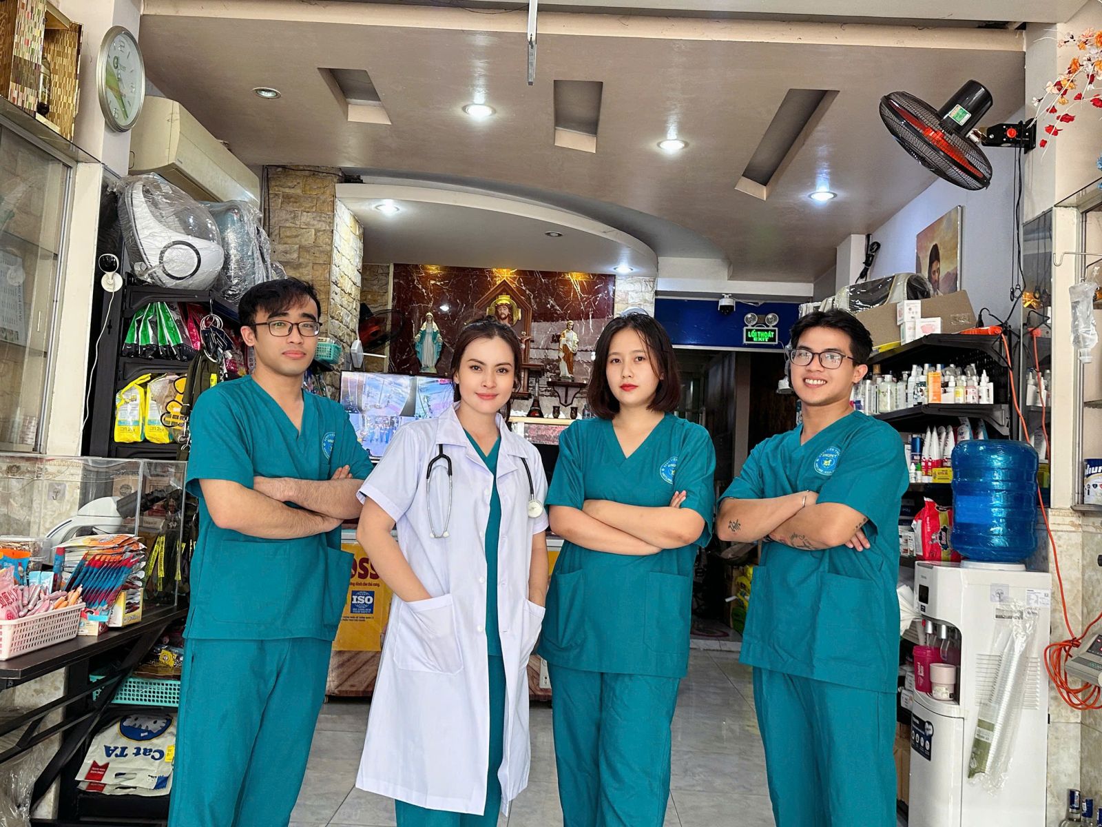 Đội Ngũ Bác Sĩ Sing Pet